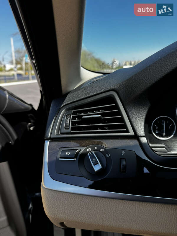 Седан BMW 5 Series 2015 в Одессе