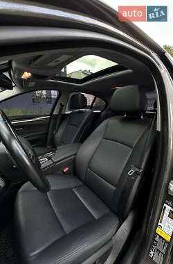 Седан BMW 5 Series 2013 в 