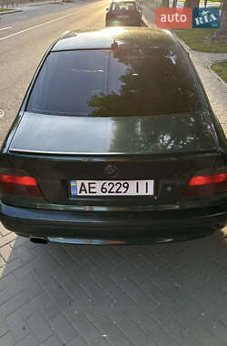 Седан BMW 5 Series 1999 в 