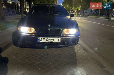 Седан BMW 5 Series 1999 в 