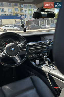 Седан BMW 5 Series 2012 в 
