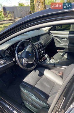 Седан BMW 5 Series 2012 в 