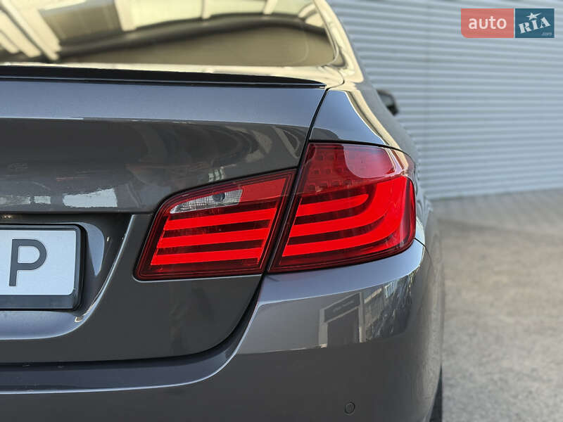 Седан BMW 5 Series 2012 в Рівному