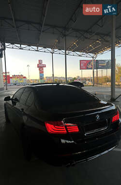 Седан BMW 5 Series 2012 в 