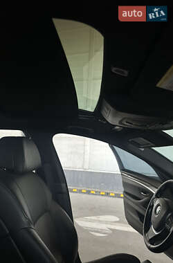 Седан BMW 5 Series 2012 в 