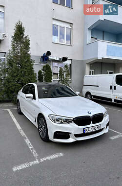 Седан BMW 5 Series 2017 в 