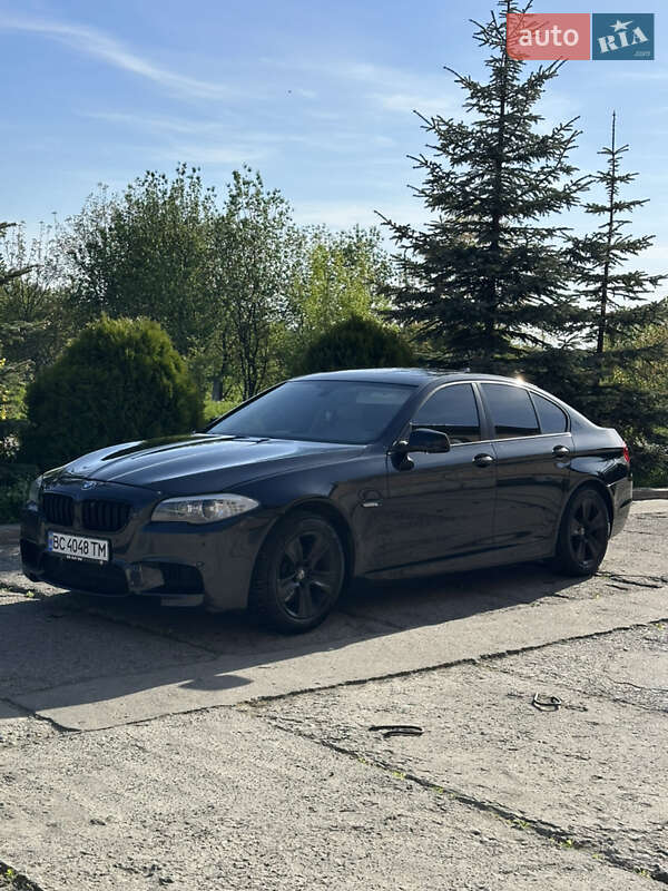Седан BMW 5 Series 2013 в Львове