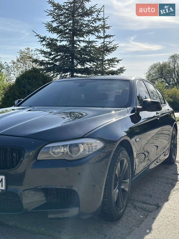 Седан BMW 5 Series 2013 в Львове