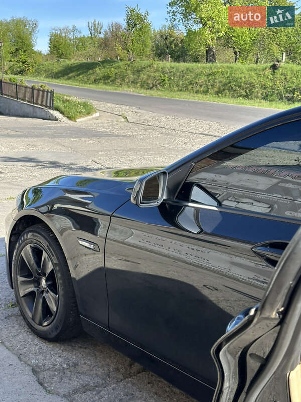 Седан BMW 5 Series 2013 в Львове