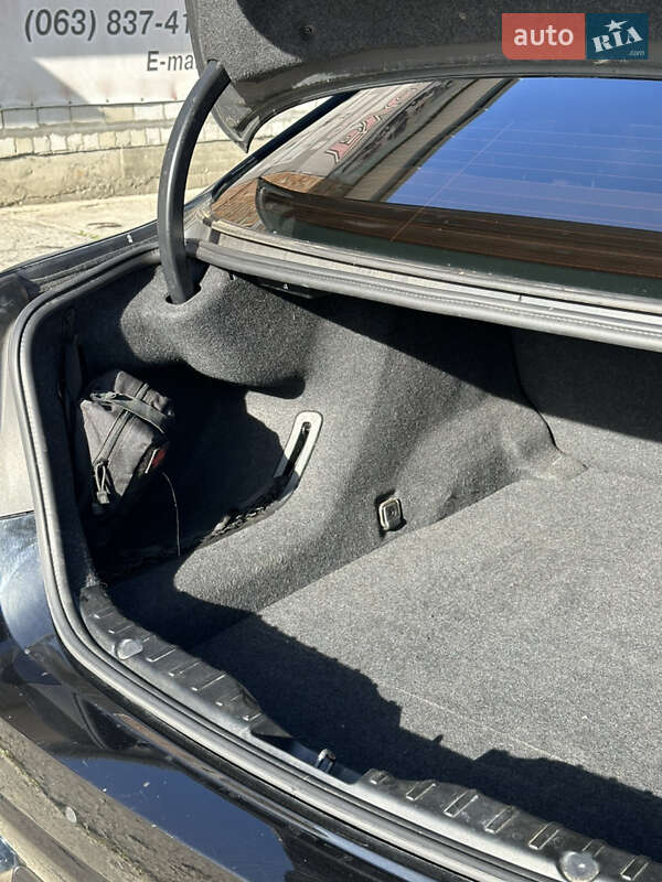 Седан BMW 5 Series 2013 в Львове