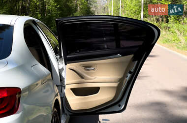 Седан BMW 5 Series 2012 в 