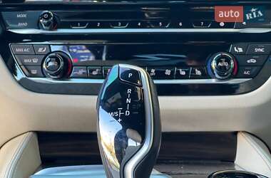 Седан BMW 5 Series 2021 в 