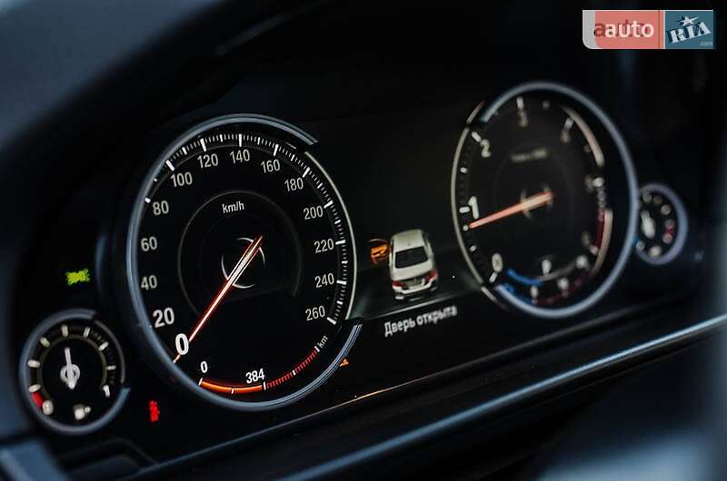 Седан BMW 5 Series 2015 в Житомире