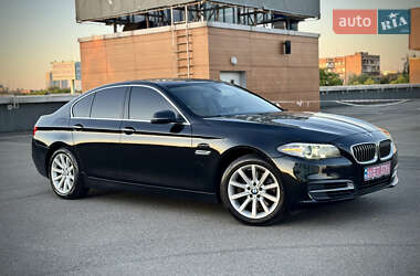 Седан BMW 5 Series 2014 в 