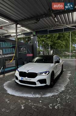 Седан BMW 5 Series 2017 в 