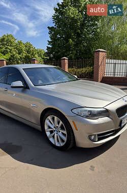 Седан BMW 5 Series 2011 в 