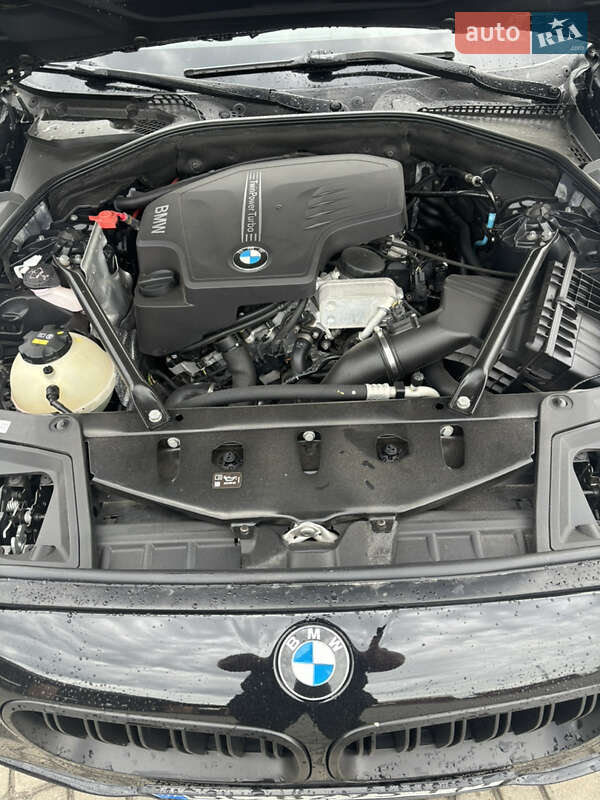 Седан BMW 5 Series 2015 в Львове