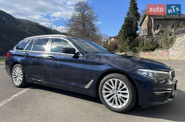 Универсал BMW 5 Series 2020 в 