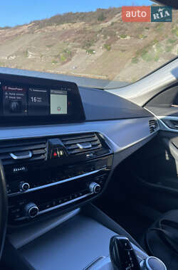 Универсал BMW 5 Series 2020 в 