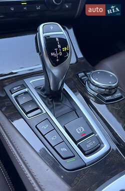 Седан BMW 5 Series 2016 в 