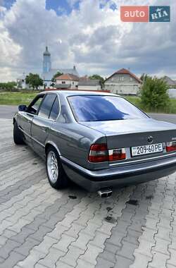Седан BMW 5 Series 1989 в 
