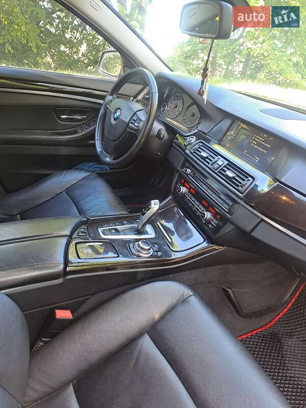 Седан BMW 5 Series 2013 в Ракитном