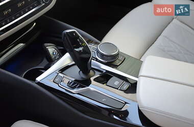 Седан BMW 5 Series 2019 в 