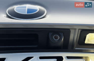 Седан BMW 5 Series 2012 в 