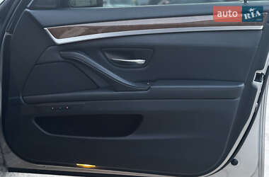 Седан BMW 5 Series 2012 в 