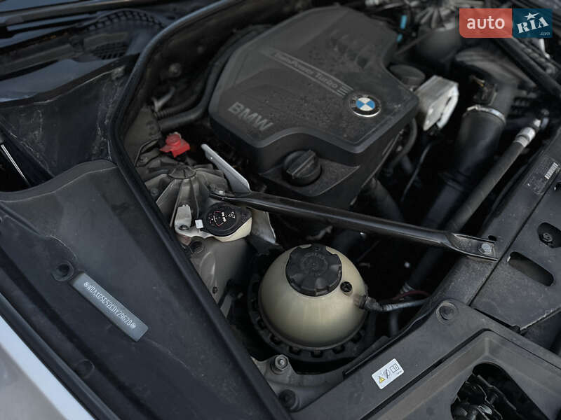 Седан BMW 5 Series 2012 в Житомире