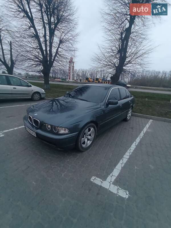 BMW 5 Series 2000