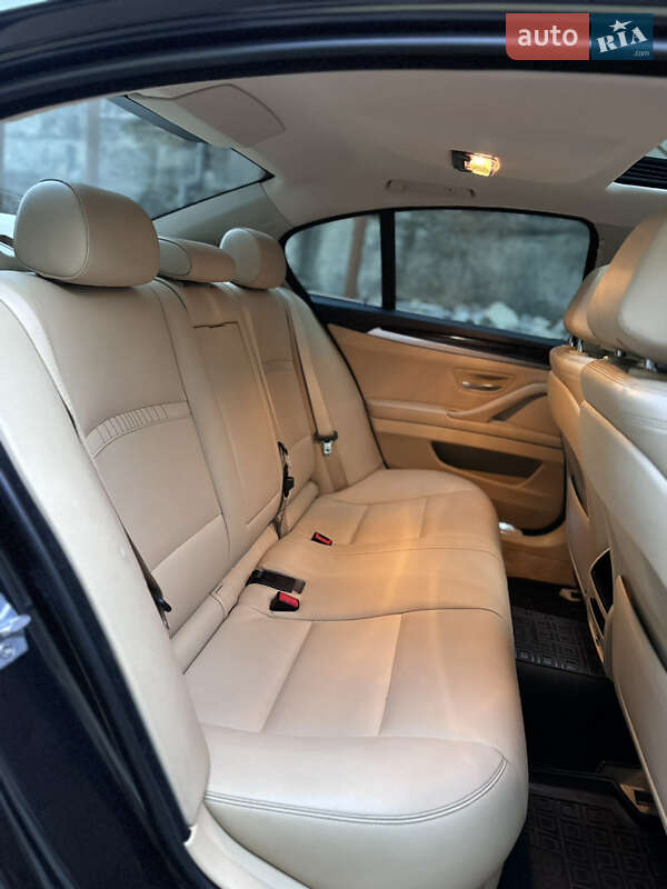 Седан BMW 5 Series 2013 в Каменец-Подольском