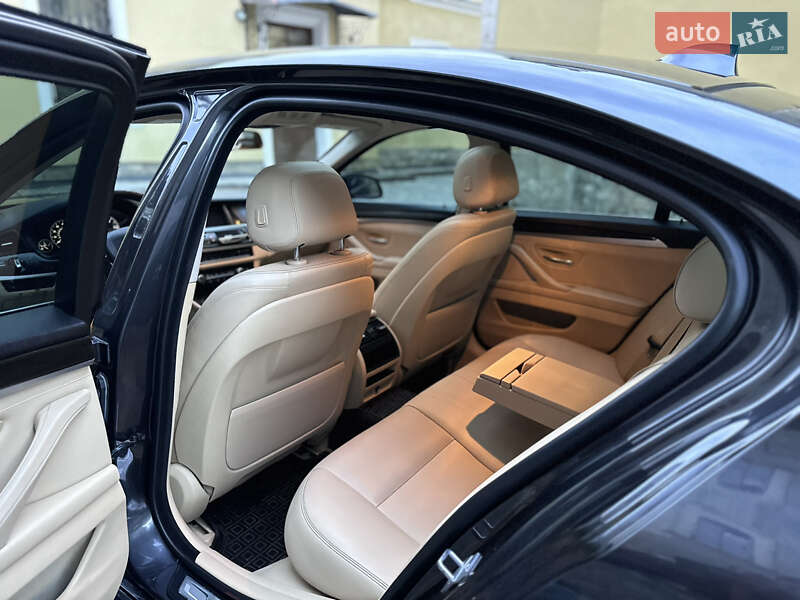 Седан BMW 5 Series 2013 в Каменец-Подольском