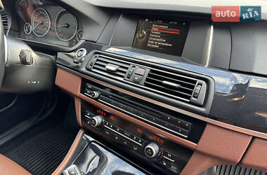Седан BMW 5 Series 2016 в 