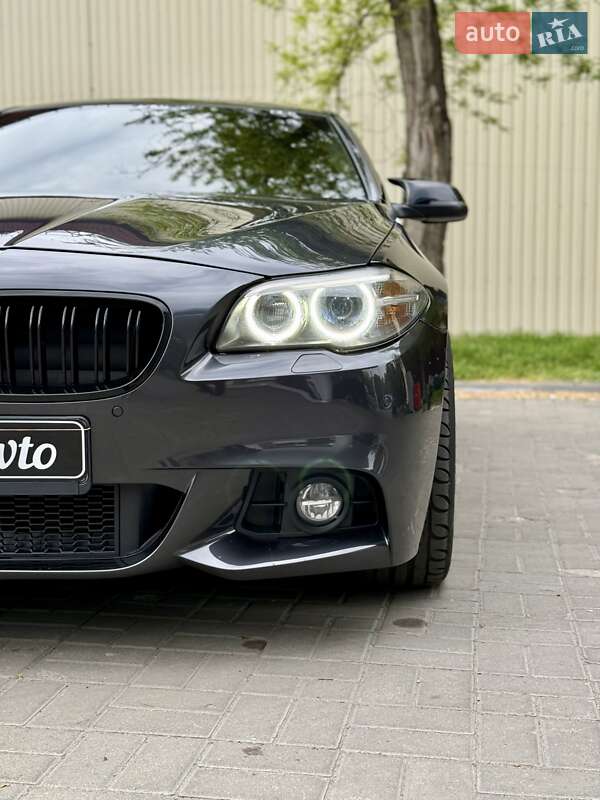 Седан BMW 5 Series 2015 в Днепре