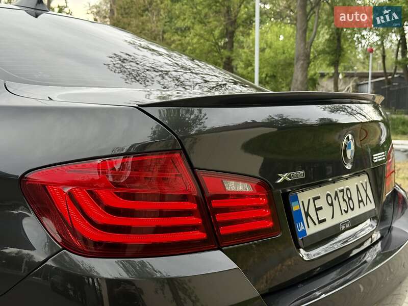 Седан BMW 5 Series 2015 в Днепре
