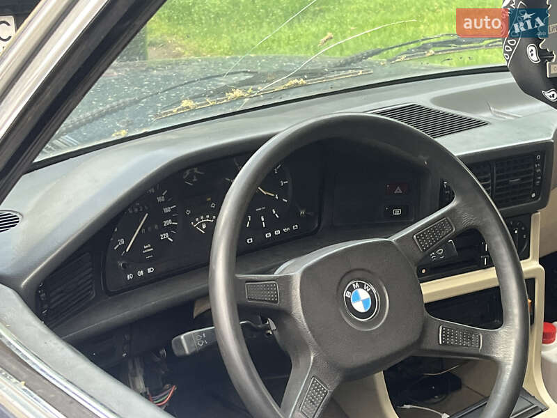 Седан BMW 5 Series 1986 в Києві