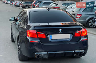 Седан BMW 5 Series 2010 в 