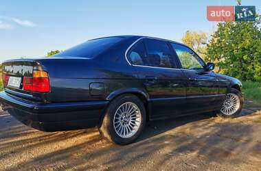 Седан BMW 5 Series 1989 в 