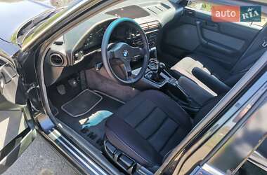 Седан BMW 5 Series 1989 в 