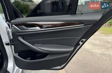 Седан BMW 5 Series 2017 в 
