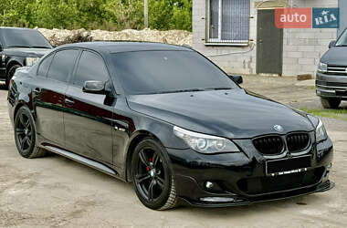 Седан BMW 5 Series 2009 в 
