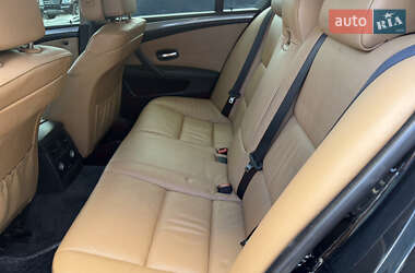 Седан BMW 5 Series 2009 в 