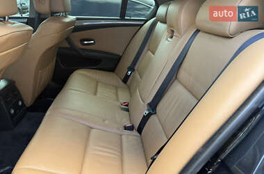Седан BMW 5 Series 2009 в 