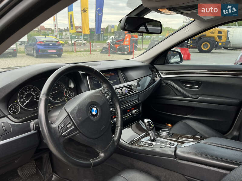 Седан BMW 5 Series 2013 в Львове