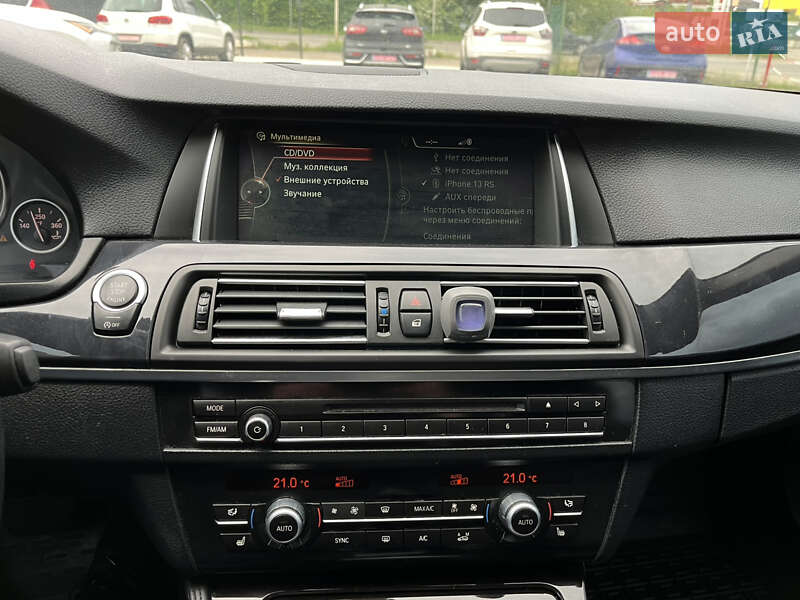 Седан BMW 5 Series 2013 в Львове