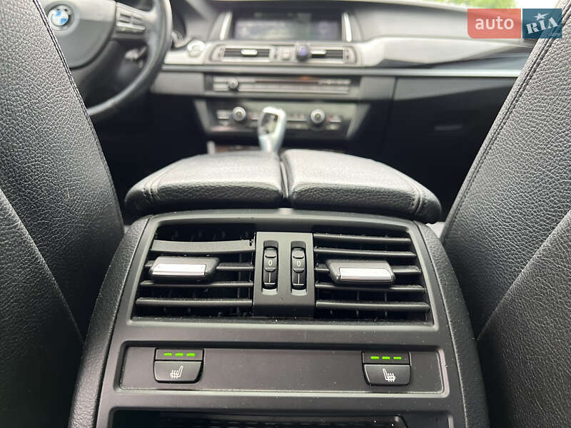 Седан BMW 5 Series 2013 в Львове