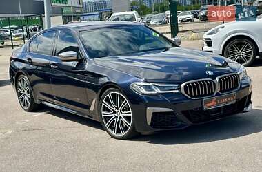 Седан BMW 5 Series 2017 в 