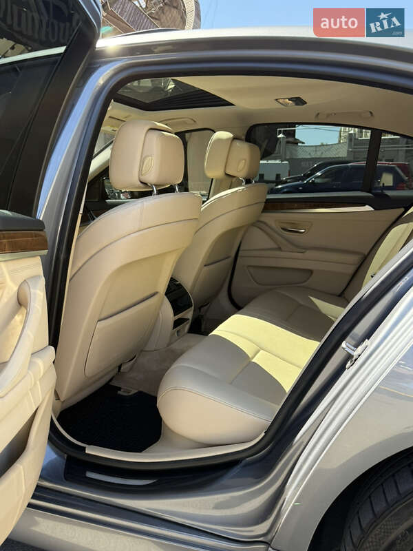 Седан BMW 5 Series 2011 в Одессе