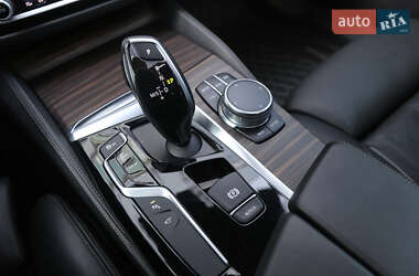 Седан BMW 5 Series 2017 в 